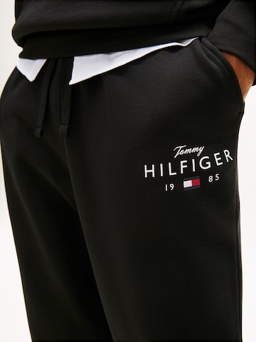 TOMMY HILFIGER Joggingpak in Zwart
