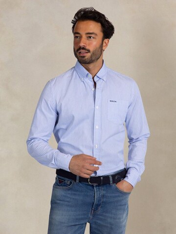 NZA New Zealand Auckland Regular fit Button Up Shirt in Blue