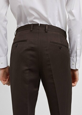MANGO MAN Regular Pleat-Front Pants 'Amalfip' in Brown