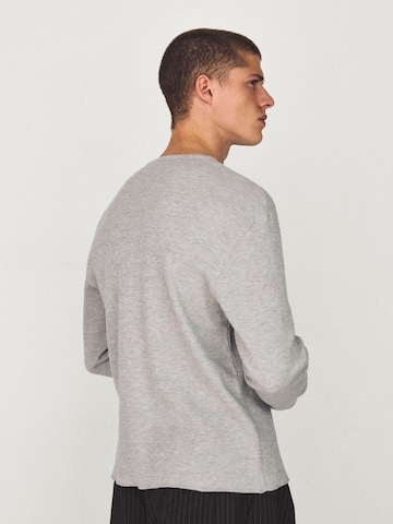 T-Shirt Bershka en gris