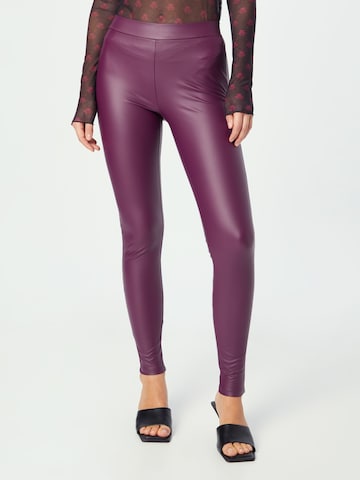 PIECES Skinny Leggings in Rood: voorkant