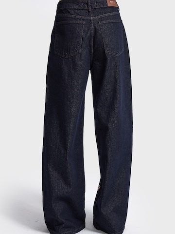 IT'S BASIC - Ropa ancha Vaquero 'MEGA BAGGY MID RISE JEANS' en azul