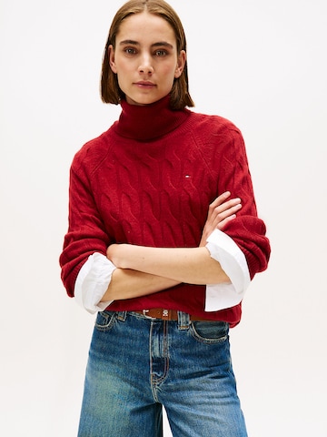 TOMMY HILFIGER Sweater in Red: front