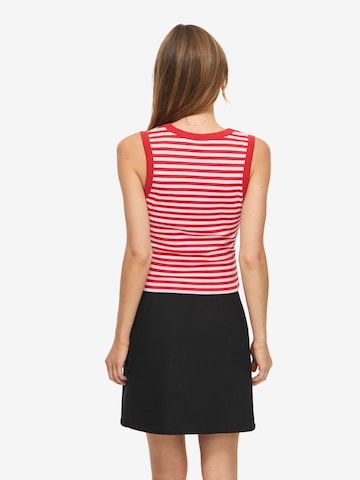 Noisy may - Top 'NMStormi' en rojo
