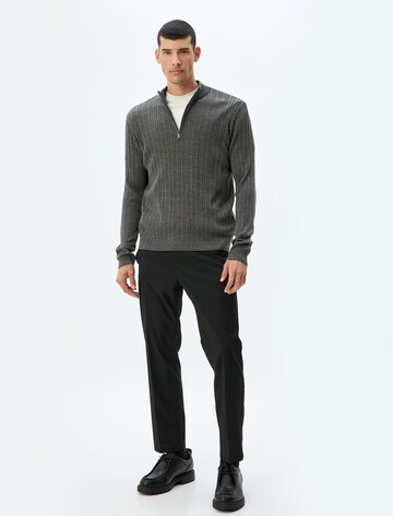 Koton Pullover in Grau