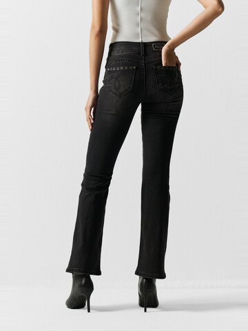 KOROSHI Bootcut Jeans in Zwart