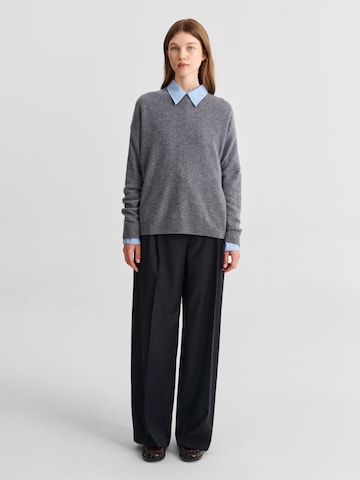 TATUUM Sweater in Grey