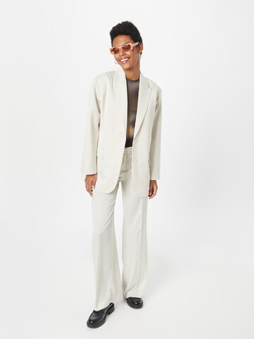 WEEKDAY Blazers 'Luna' in Wit