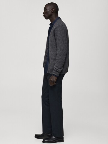 MANGO MAN Regular Pantalon 'Nicco' in Blauw