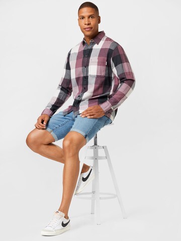 HOLLISTER - Regular Fit Camisa em vermelho