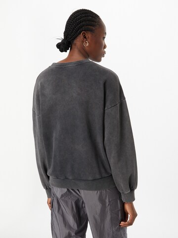 GARCIA Sweatshirt in Grau