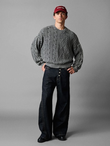 Bershka Sweater in Grey