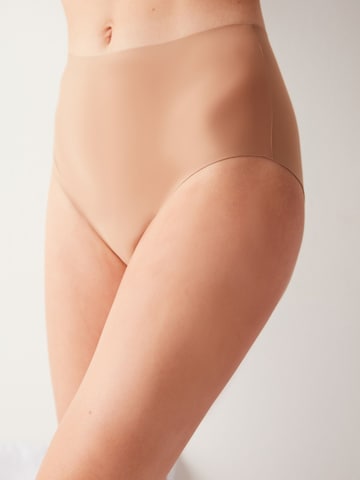 Panty di Penti in beige: frontale