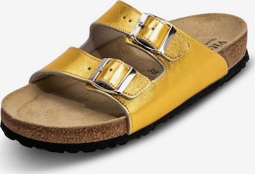 VITAFORM Mules in Gold: front