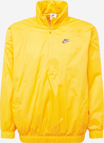Giacca di mezza stagione 'Windrunner' di Nike Sportswear in giallo: frontale
