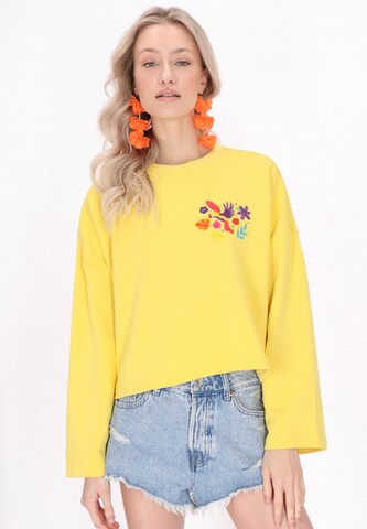 IZIA Sweatshirt 'Boho' in Geel: voorkant
