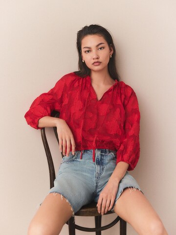 Next Bluse in Rot: Vorderseite