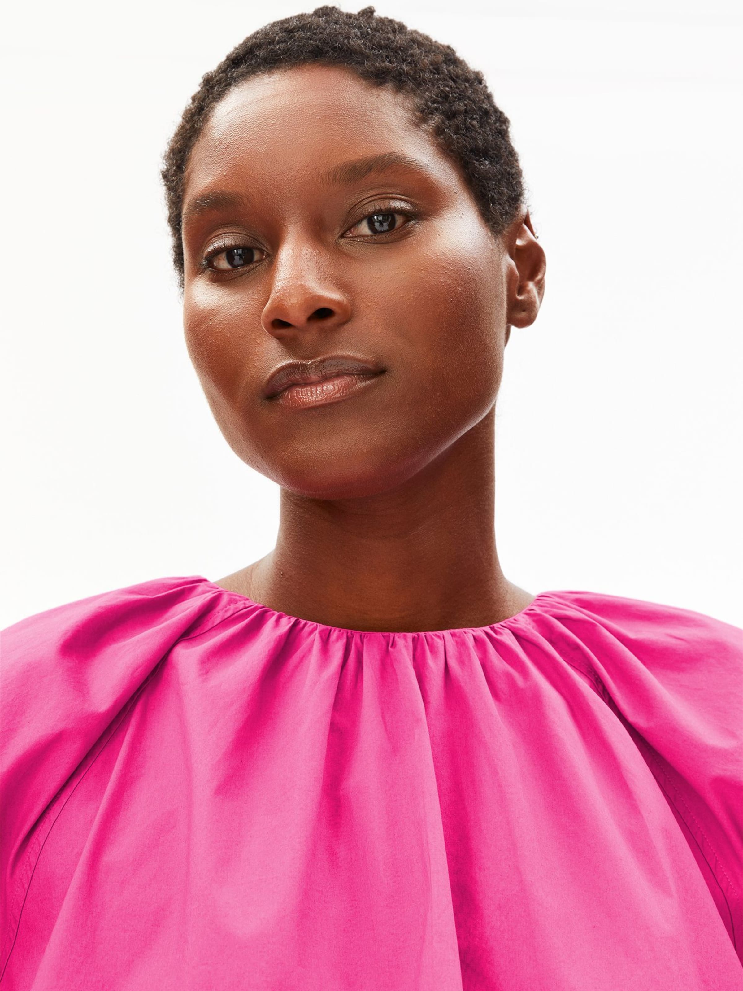 ARMEDANGELS Blouse in Roze: voorkant