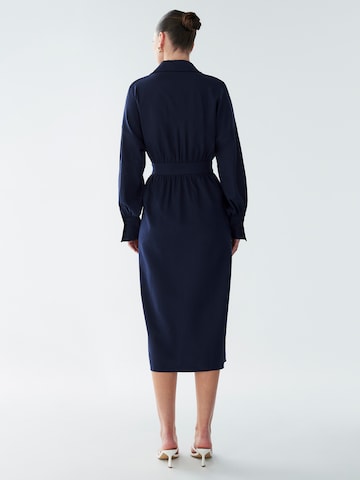 Robe-chemise 'Lola' BWLDR en bleu : derrière