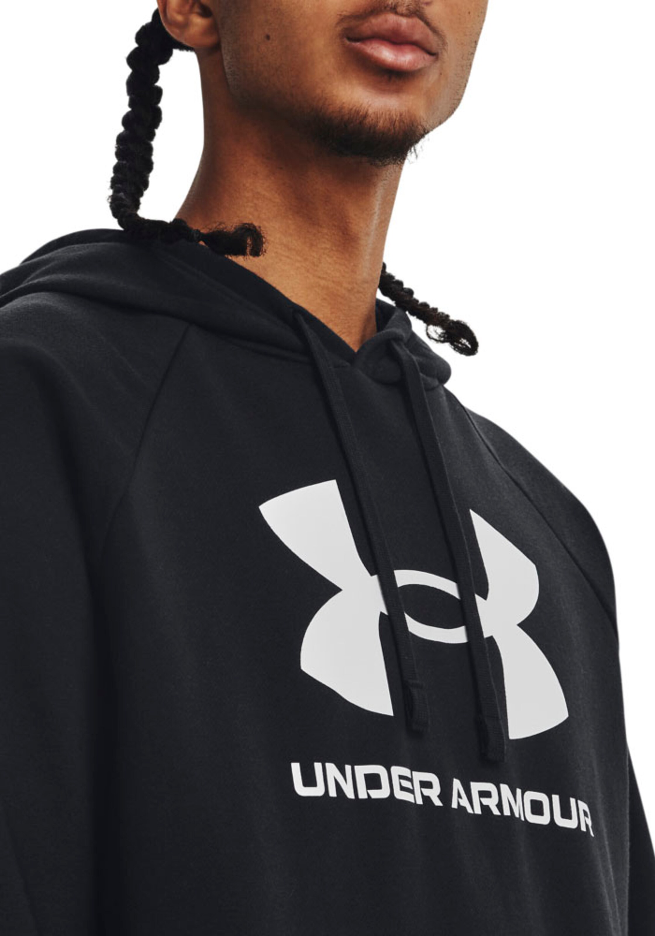 UNDER ARMOUR Athletic Sweatshirt in Black