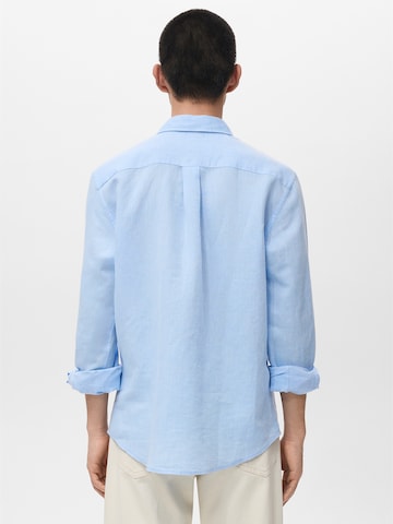 MANGO MAN Regular fit Button Up Shirt 'AVISPAF' in Blue
