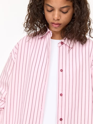 Pull&Bear Blouse in Pink