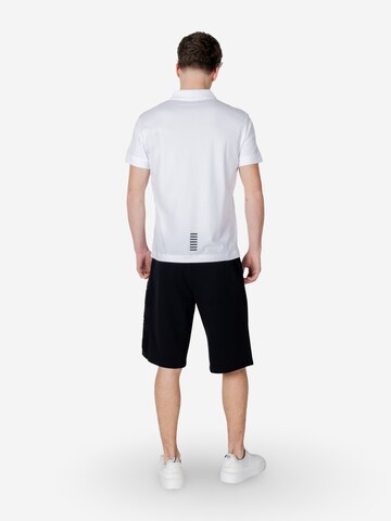 Maglietta '8NPF14 PJVQZ' di EA7 Emporio Armani in bianco