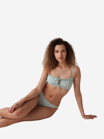 Penti Bikini nadrágok - vegyes színek: elől