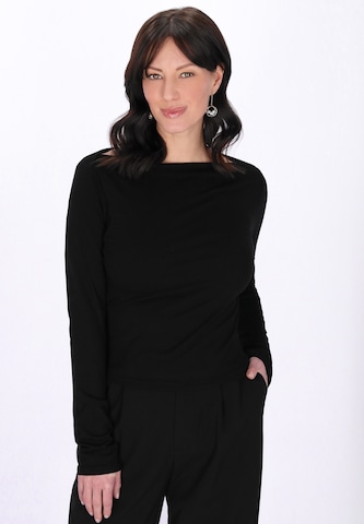 usha BLACK LABEL - Camiseta en negro: frente