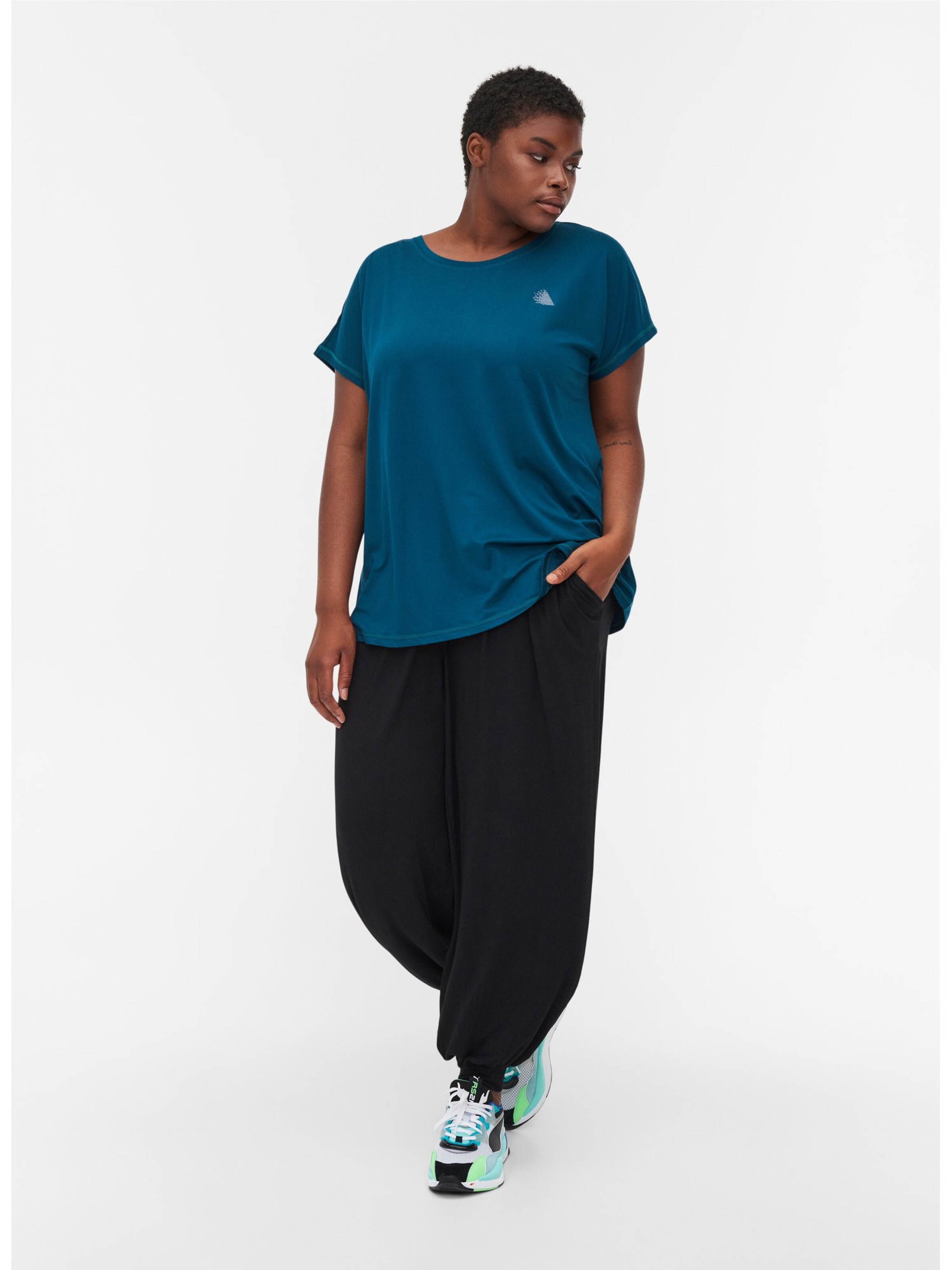 Frauen Sportarten Active by Zizzi Hose 'Abetty' in Schwarz - HW51661 Frauen Sportarten Active by Zizzi Hose 'Abetty' in Schwarz - HW51661