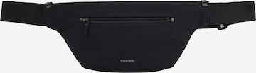 Calvin Klein Övtáska - fekete: elől