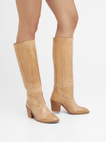 Ivylee Copenhagen Boots 'Jenny' in Beige