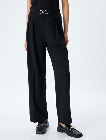 Koton Wide leg Pleat-front trousers in Black: front