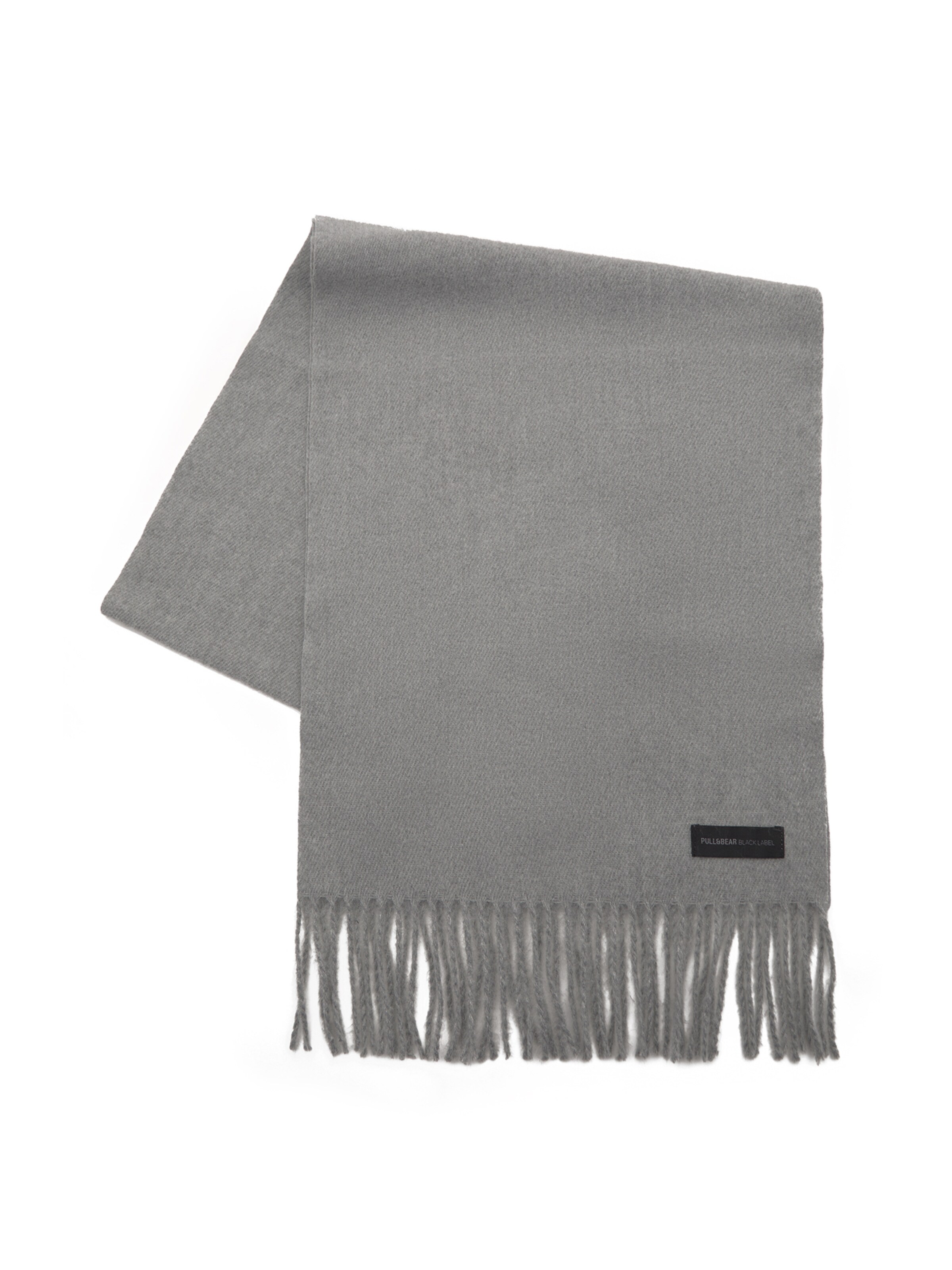 Pull&Bear Sjaal in Grijs: voorkant