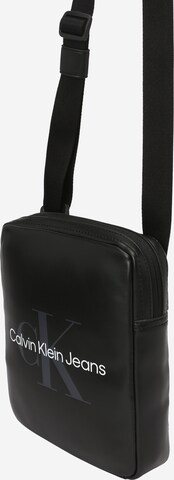 Sac à bandoulière Calvin Klein Jeans en noir