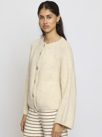 Lilavie Strickjacke ' Taynaa ' in Beige