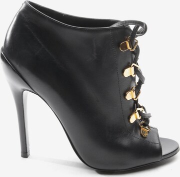 Tom Ford Dress Boots in 35 in Black: front