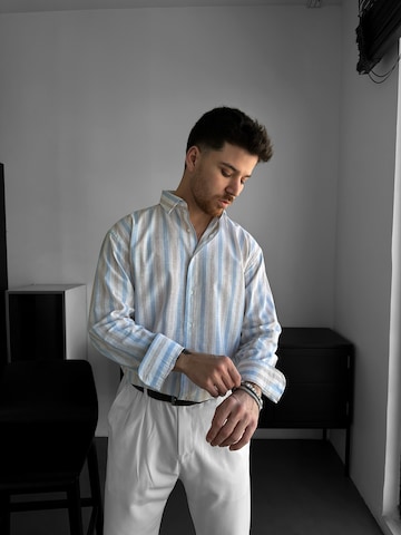 Coupe regular Chemise Kleidermafia en bleu