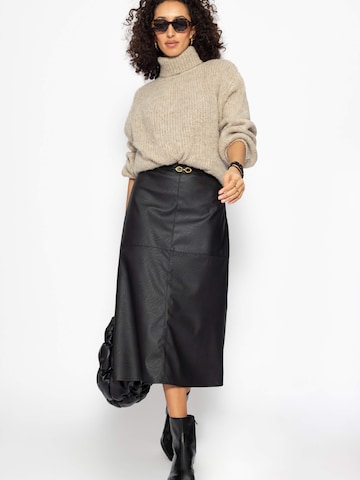 SASSYCLASSY Skirt in Black