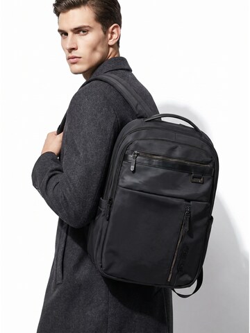 Zaino 'Zaino Coveri Collection poliestere con zip' di Coveri Collection in grigio