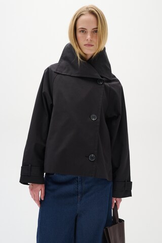 InWear Between-season jacket 'Perry' in Black: front