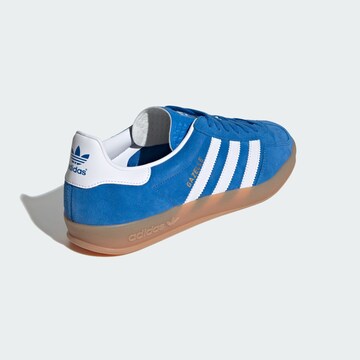 ADIDAS ORIGINALS Låg sneaker 'Gazelle' i blå