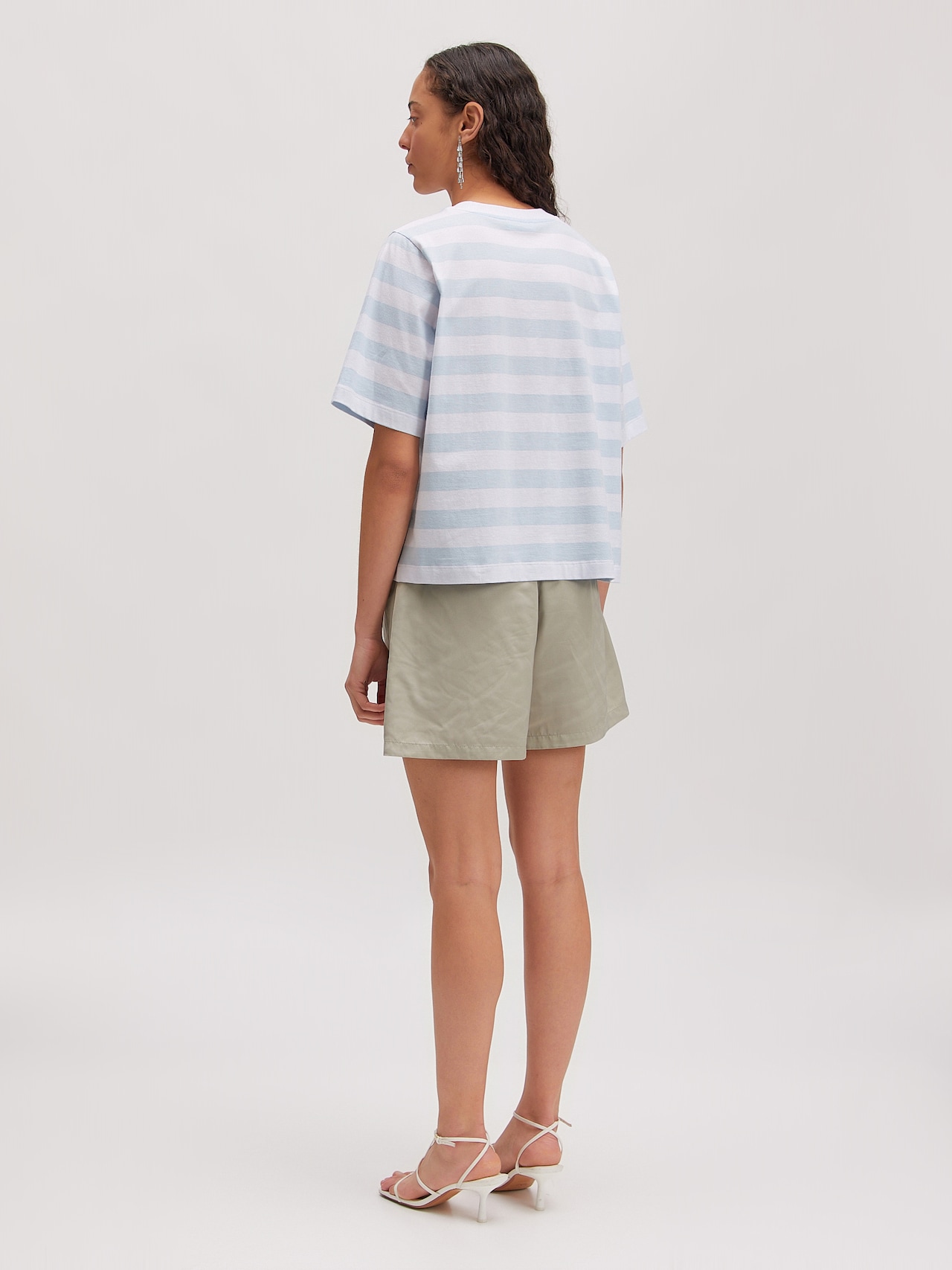 EDITED Produits T-shirt 'Nola' bleu