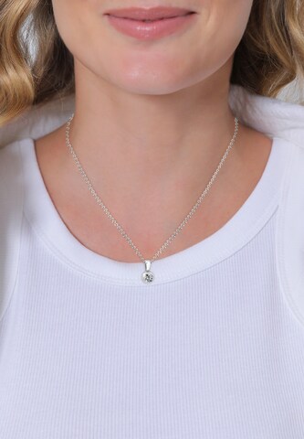Nenalina Ketting in Zilver: voorkant