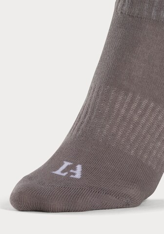 LASCANA ACTIVE Sportsocken in Grau