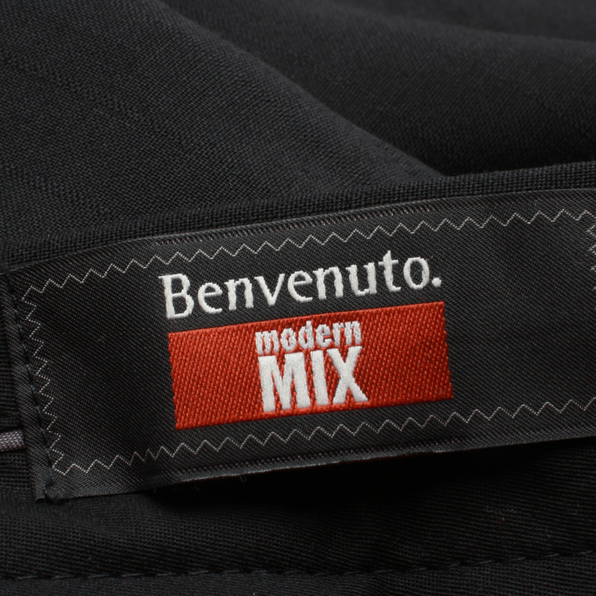 BENVENUTO Pants in 35-36 in Black