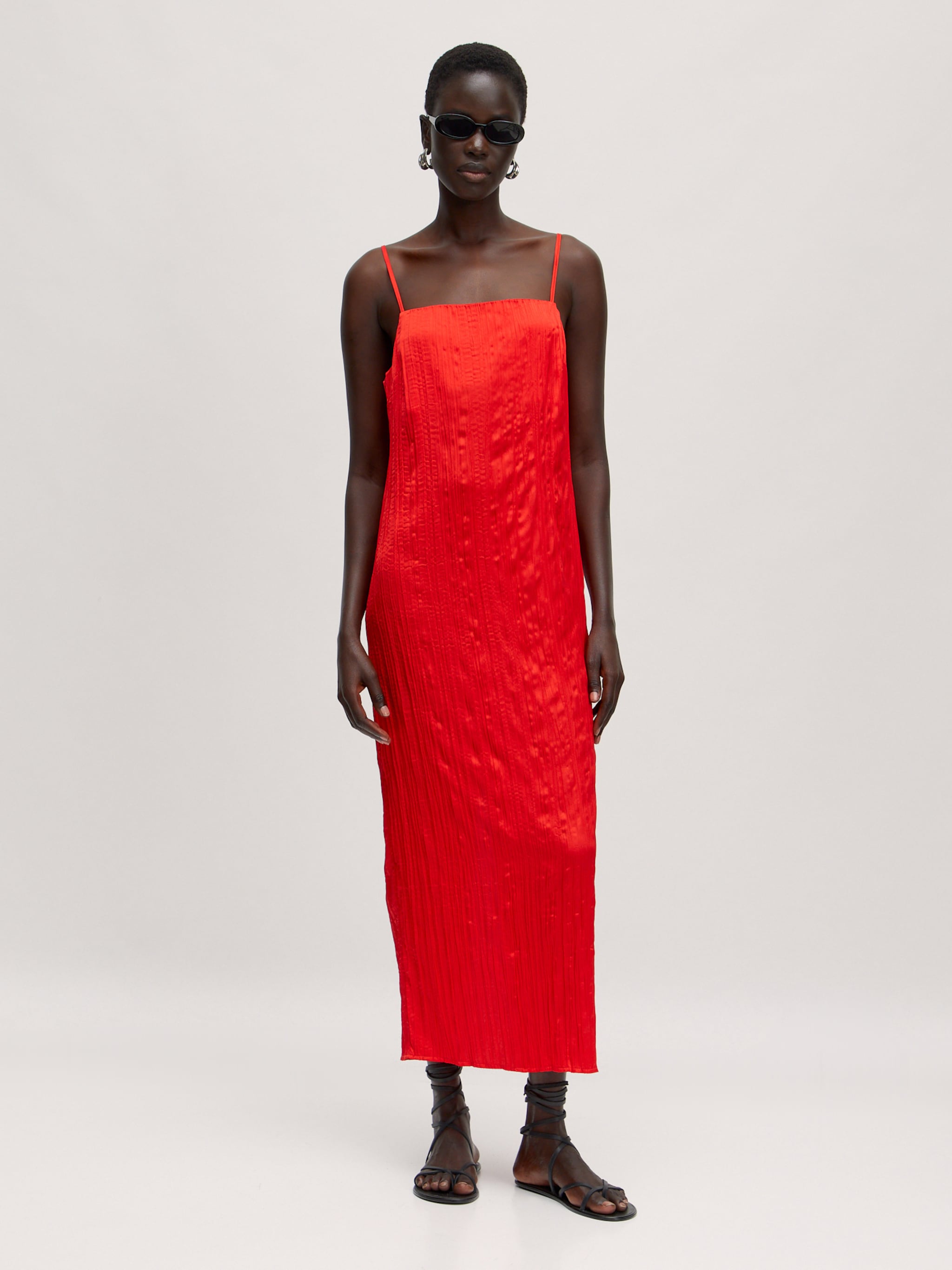 EDITED Produits Robe 'Rebekka' rouge