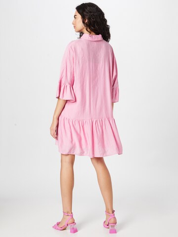 OBJECT - Vestidos camiseiros 'TILIA' em rosa