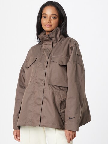 Veste mi-saison Nike Sportswear en gris : devant