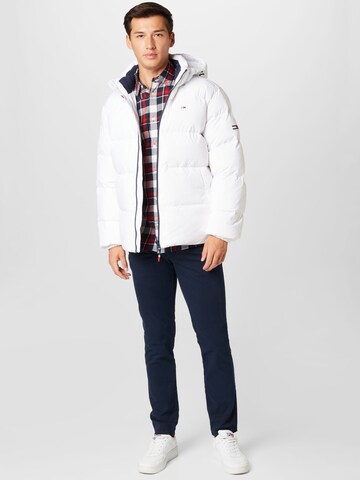 Giacca invernale di Tommy Jeans in bianco